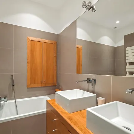 Le Meissonier 3-bedroom In Terreaux Lägenhet *