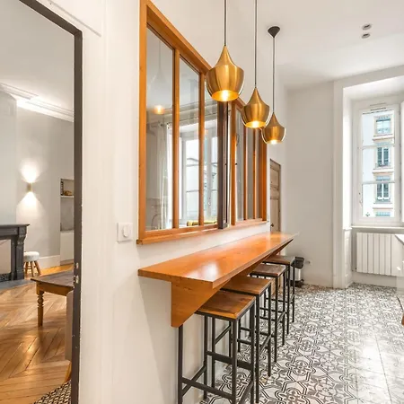 Le Meissonier 3-bedroom In Terreaux Lägenhet